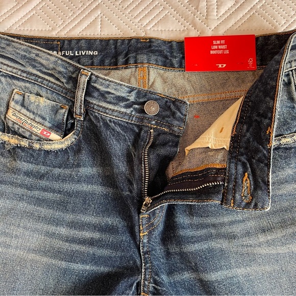 DIESEL 1969 D-Ebbey 09G92 Slim Fit Low Waist Bootcut Jeans Size 30 - Picture 9 of 14